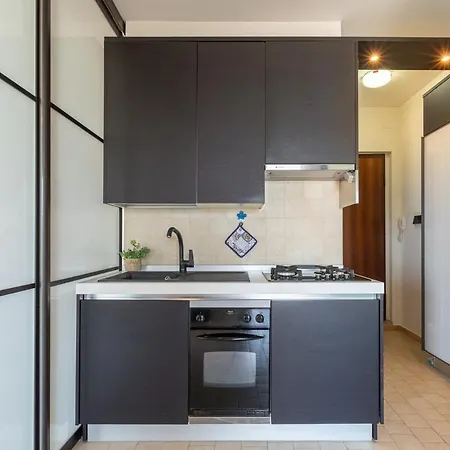 Fronte Mare - Box Auto - Elvissa View *