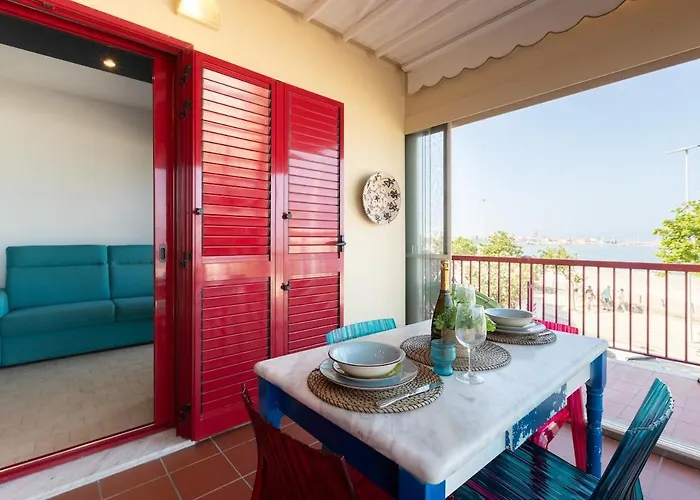 Apartamento Fronte Mare - Box Auto - Elvissa View *