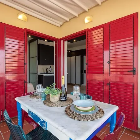 Apartman Fronte Mare - Parcheggio Privato - Elvissa View